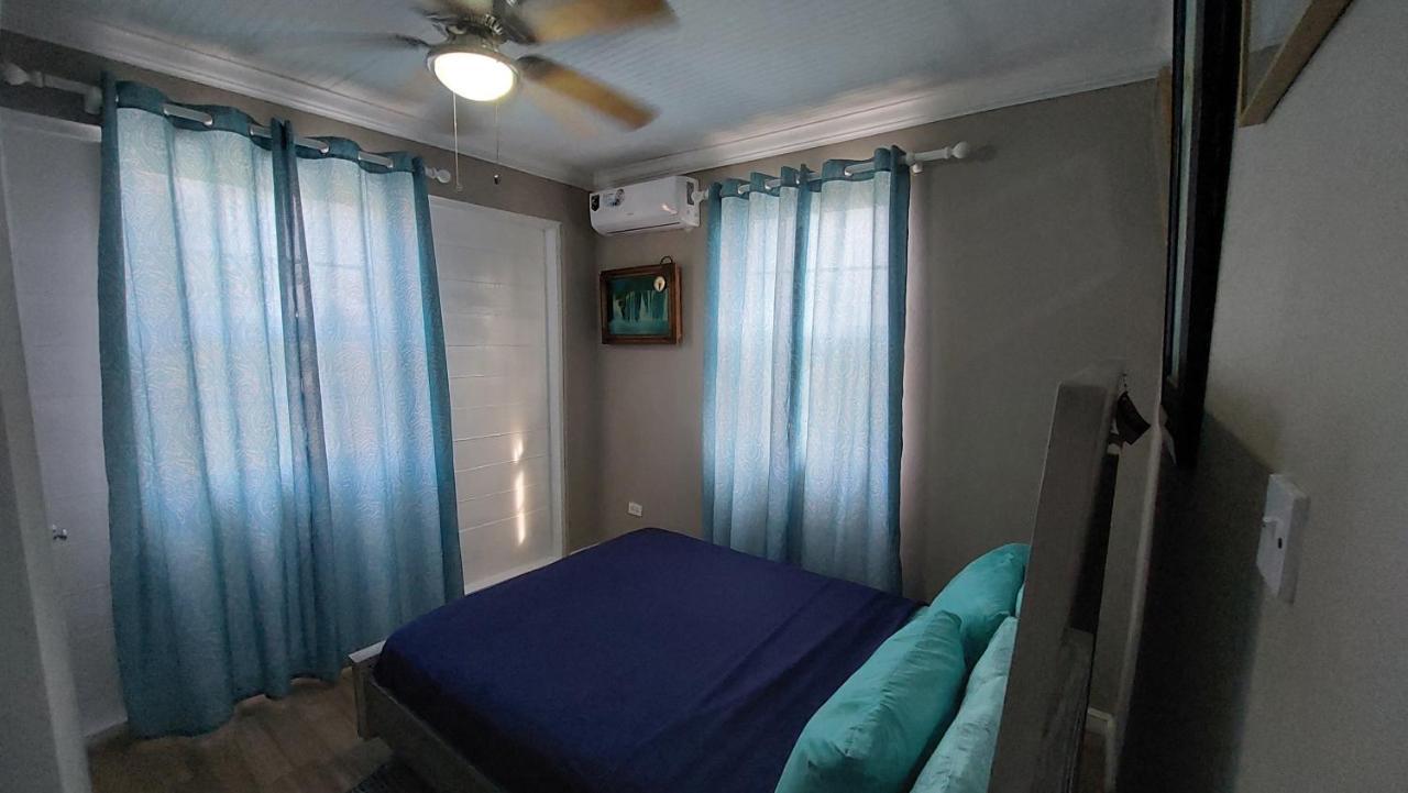 Carmen Apartment ブリッジタウン エクステリア 写真