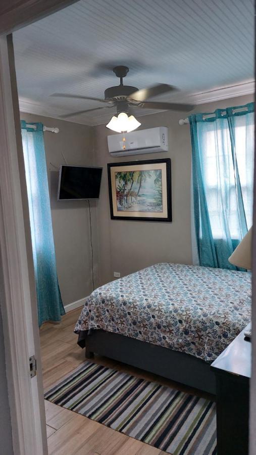 Carmen Apartment ブリッジタウン エクステリア 写真